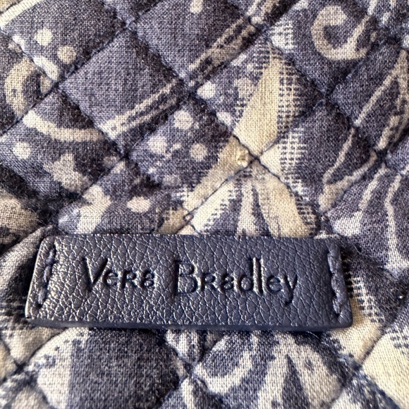 Vera Bradley Navy and Cream Quilted Crossbody Bag - Picture 2 of 14